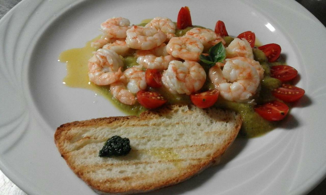 Locanda Calianna 瓦雷泽 外观 照片